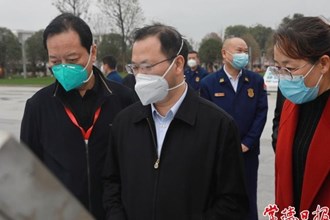 周振宇督導(dǎo)常德高鐵樞紐站疫情防控和項(xiàng)目建設(shè)工作強(qiáng)調(diào) 壓緊壓實(shí)防控責(zé)任 確保高鐵項(xiàng)目建設(shè)順利推進(jìn)
