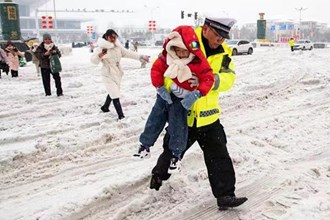 【發現常德之美·紅綠燈下的守護】第十期 最美“雪警” 最暖守護