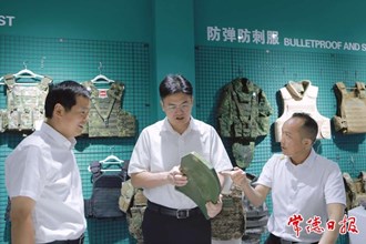 羅毅君在臨澧縣調(diào)研：牢記囑托勇?lián)姑?全力推動縣域經(jīng)濟(jì)高質(zhì)量發(fā)展