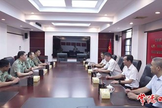 羅毅君帶隊開展八一建軍節前走訪慰問活動