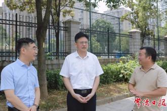 羅毅君帶隊調(diào)研城市運營管理工作